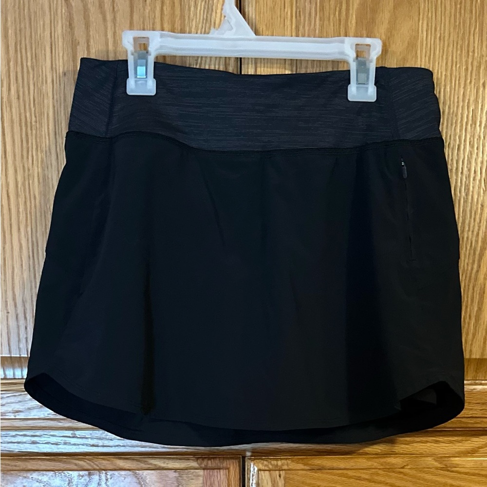 Outdoor voices skort size medium black athletic inside pocket zipper pocket